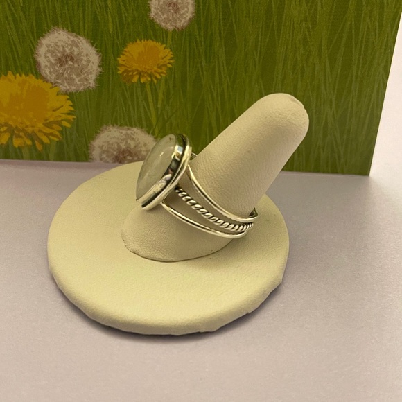 Moonstone Ring - Picture 2 of 5